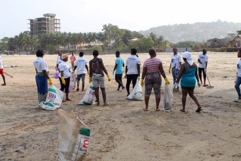 Volunteers taking part in a beach clean-up in Sierra Leone