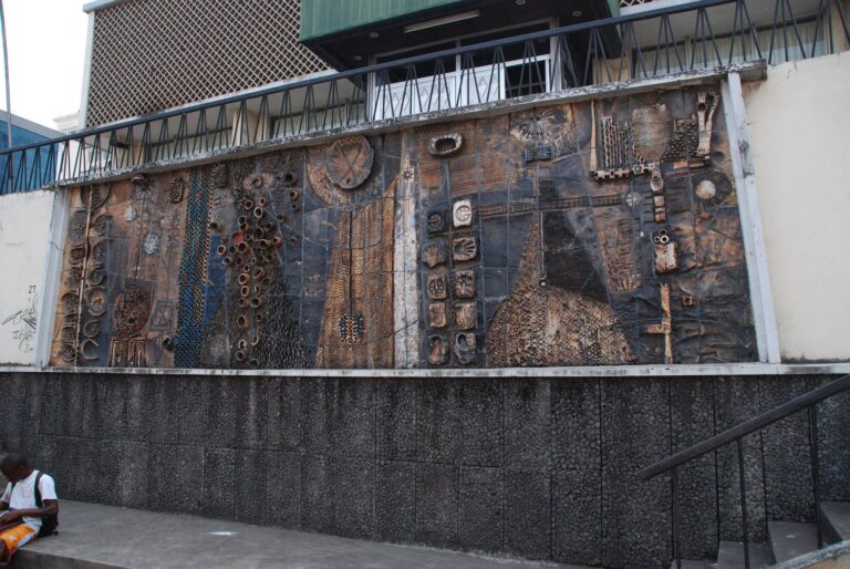 The front of the Bank of Sierra Leone building in Freetown