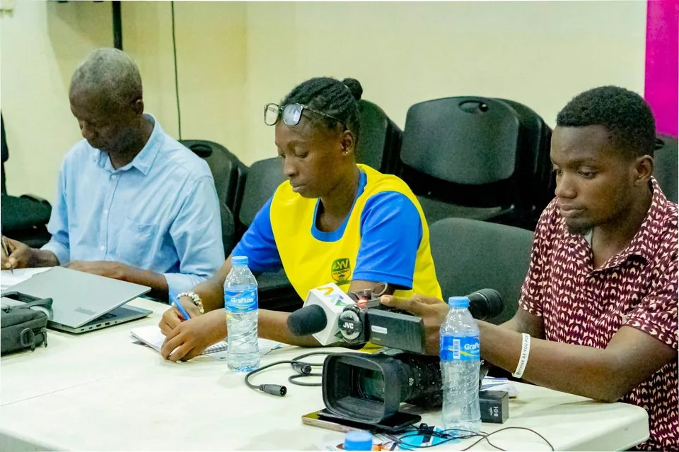 Participants at a SLONEC workshop working on laptops